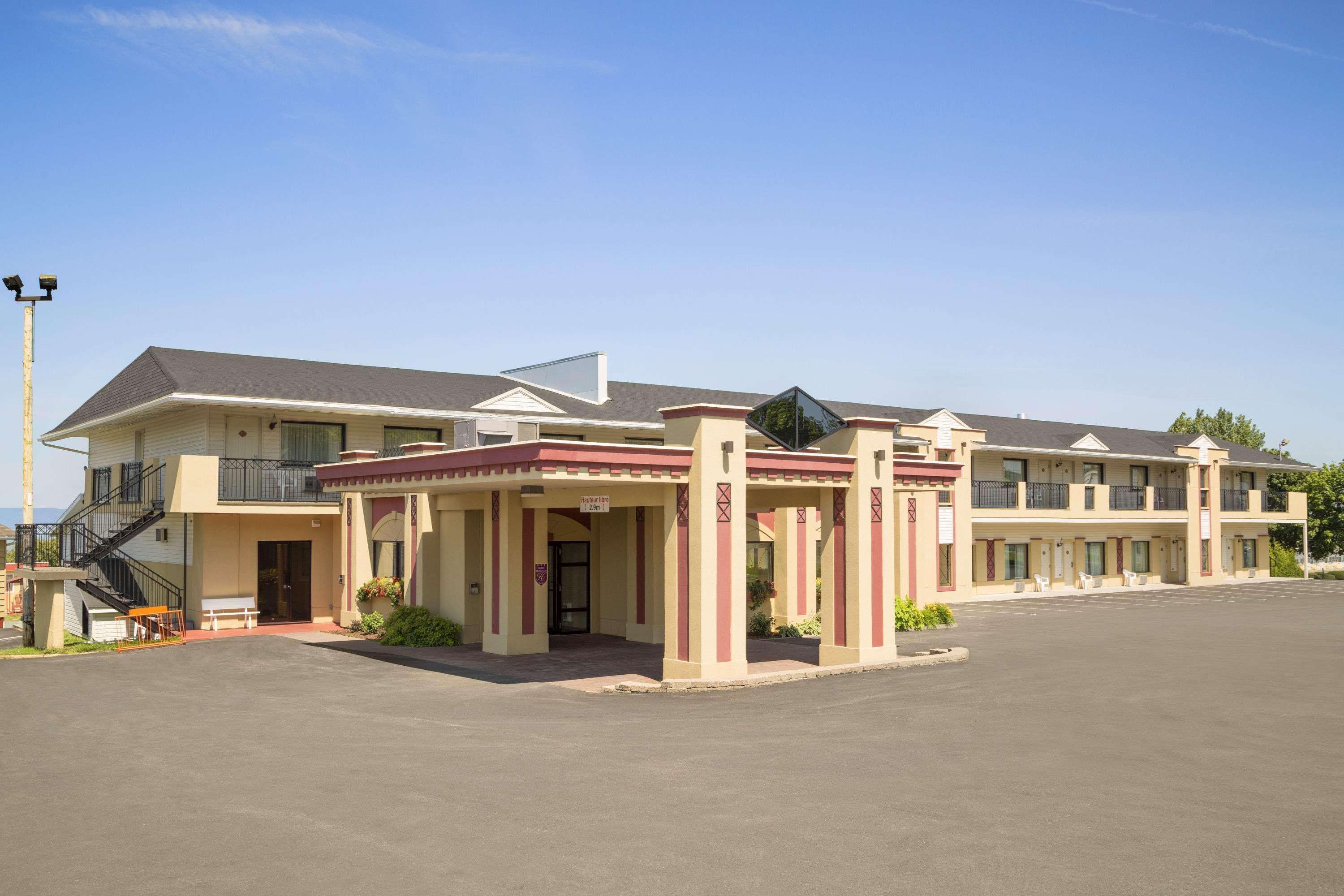 Days Inn By Wyndham Rivière-du-Loup Eksteriør billede